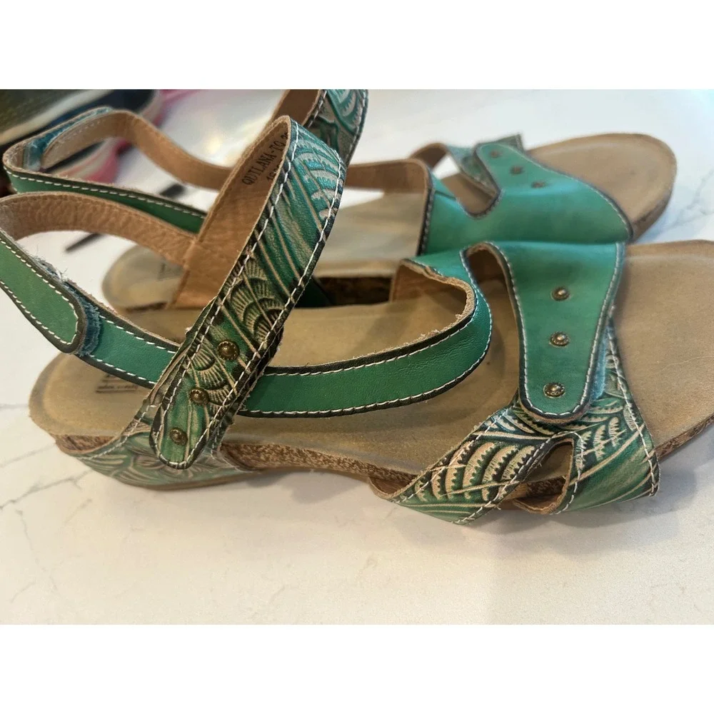 L'Artiste Quilana Sandals Green Leather Hand Painted Floral Wedge Boho Shoes 39